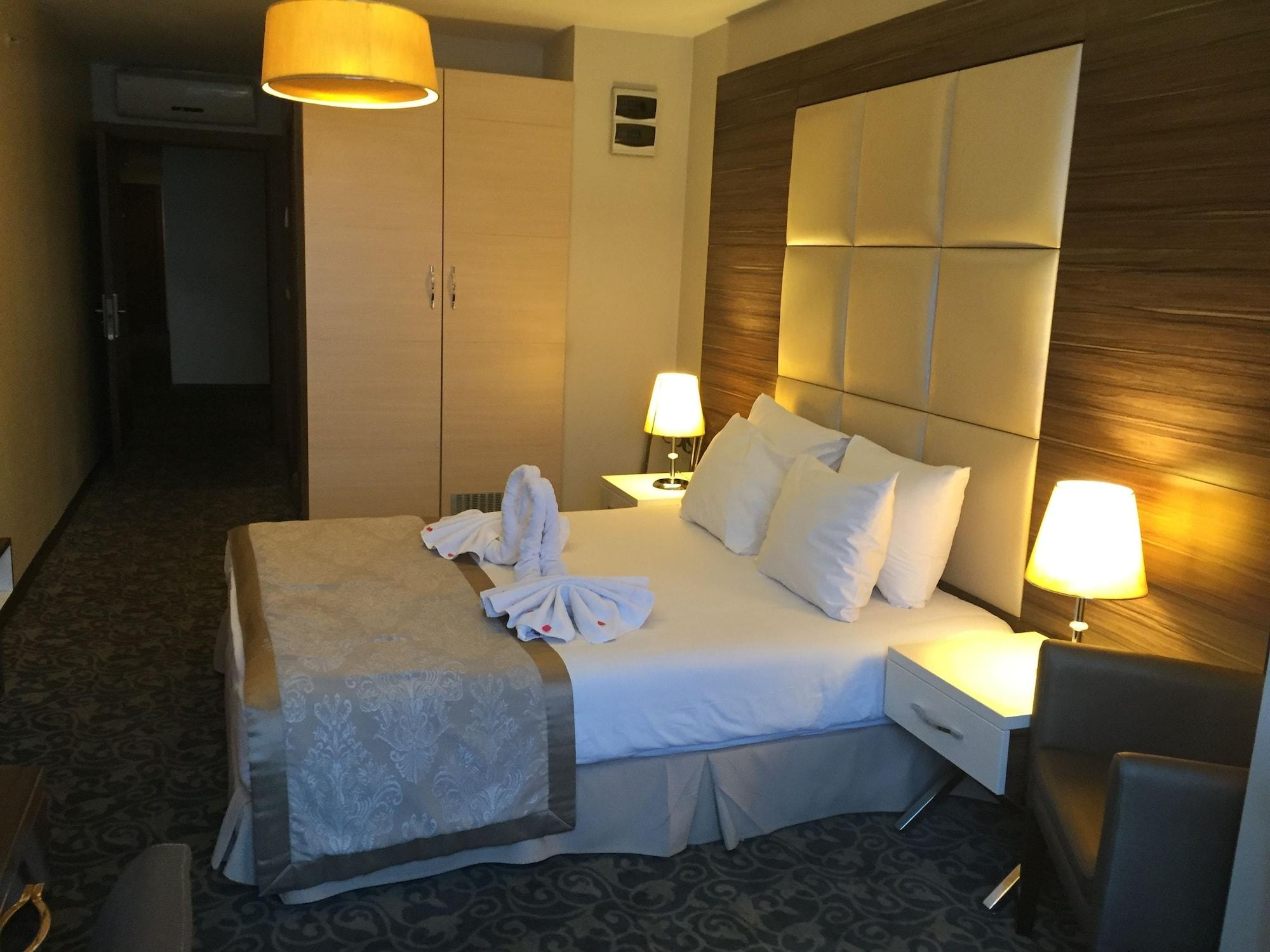 Derpa Hotel Istanbul Bagian luar foto