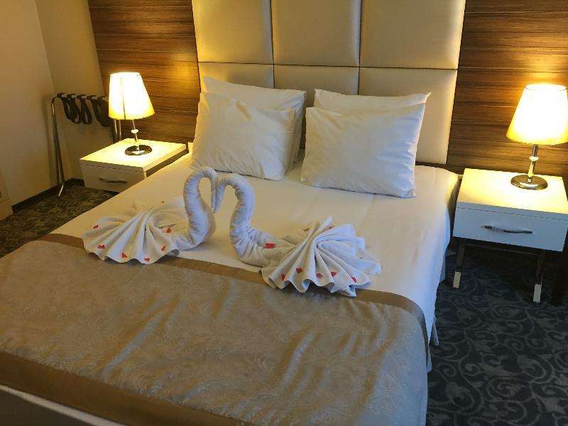 Derpa Hotel Istanbul Bagian luar foto