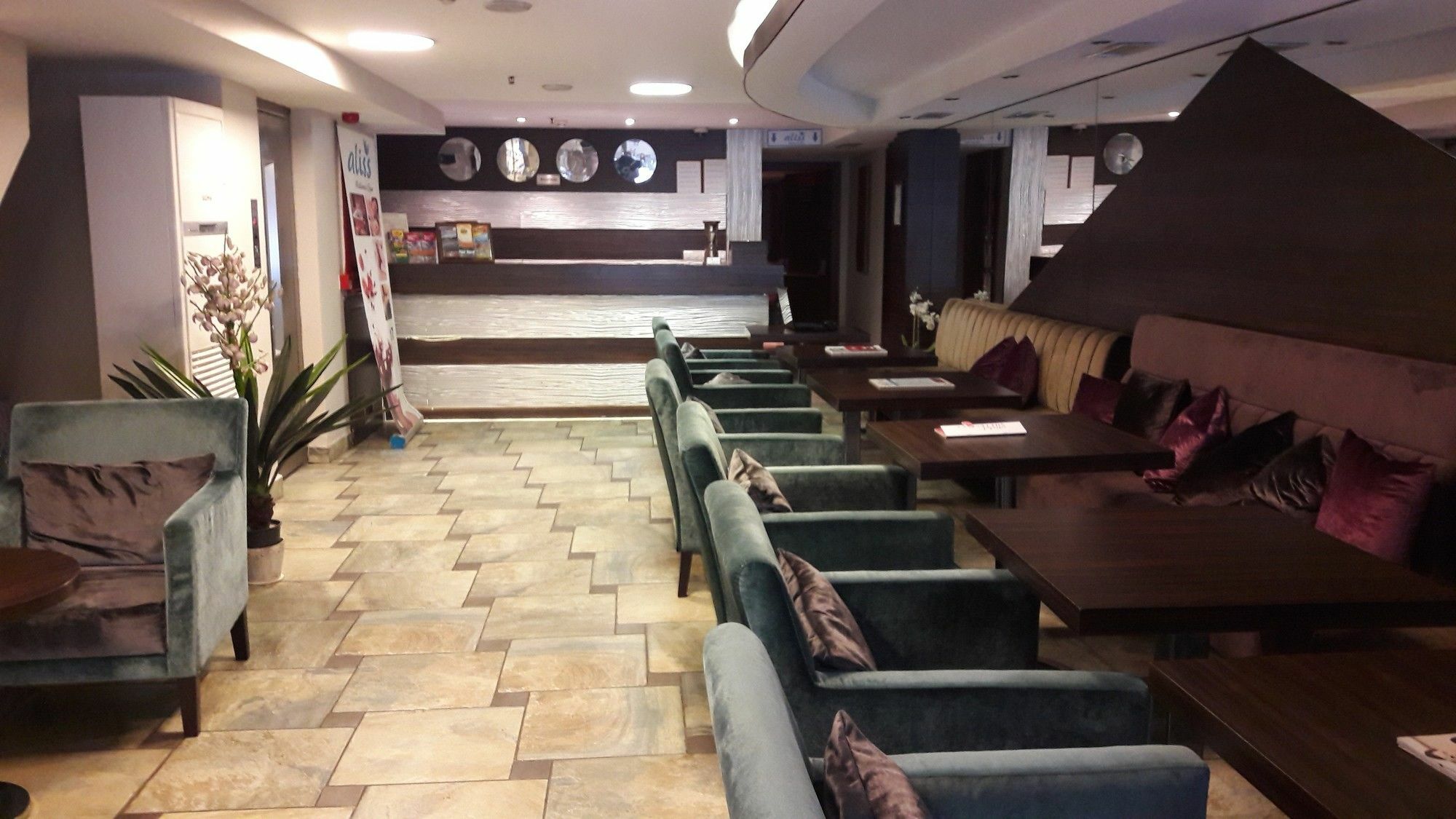 Derpa Hotel Istanbul Bagian luar foto